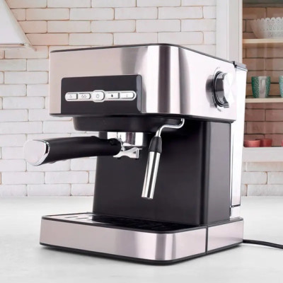 НЕТУ Кофемашина полуавтоматическая Crownberg CB 1566 Espresso Coffee Maker 1000Вт с капучинатором 