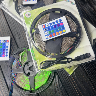 Умная светодиодная лента 5 метров  с пультом smd 5050 RGB USB управления с телефона